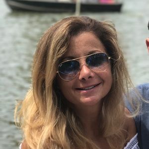 Meet your Posher, Beatriz